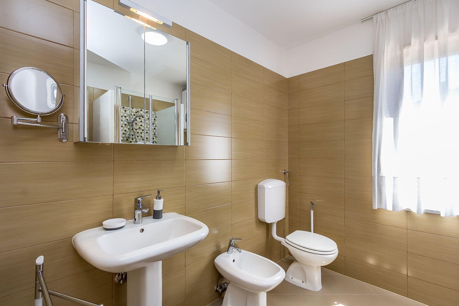 Neu Renovierte Ferienwohnung Mit Klima, Wlan, Terrasse Und Grill Pula Buitenkant foto
