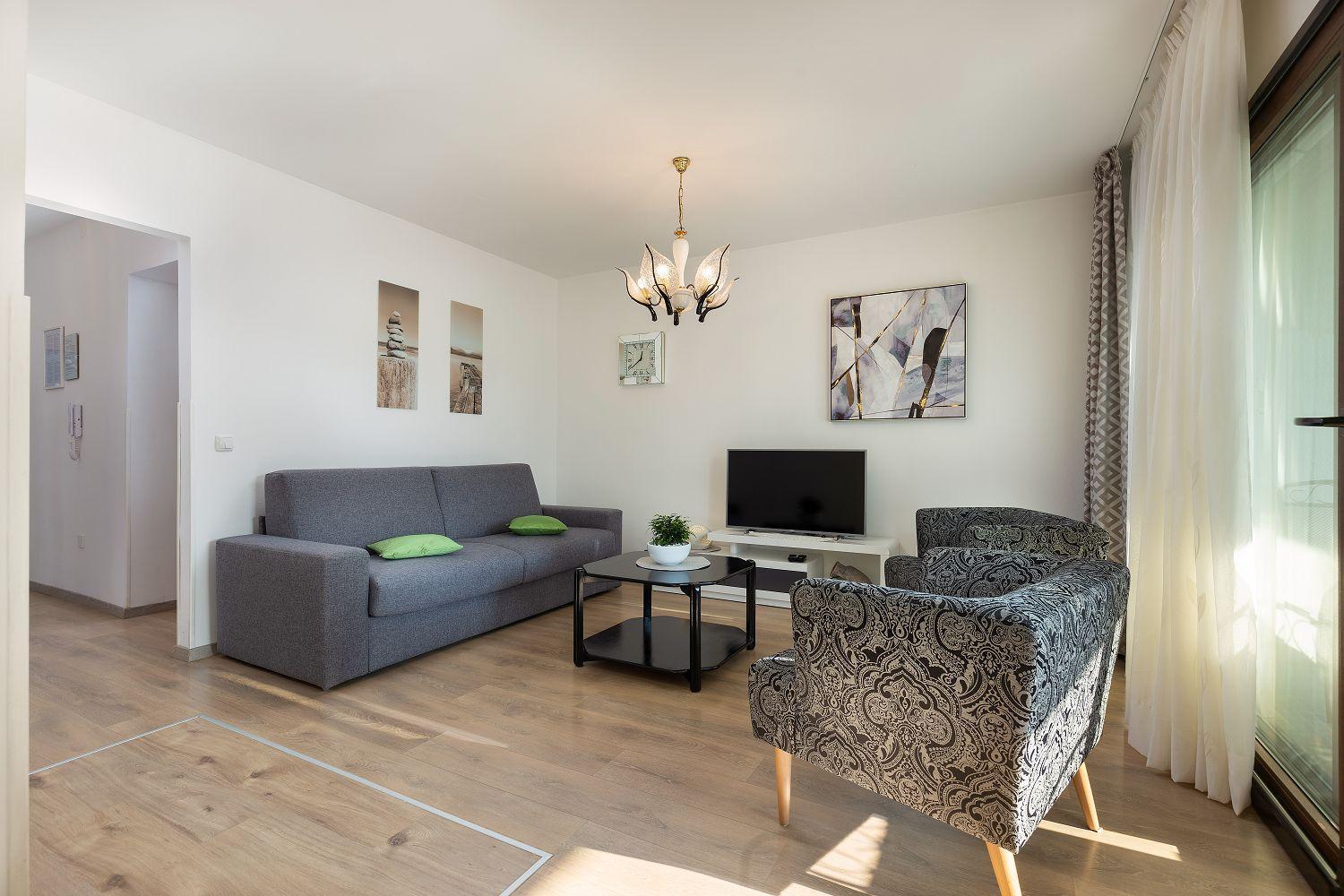 Neu Renovierte Ferienwohnung Mit Klima, Wlan, Terrasse Und Grill Pula Buitenkant foto