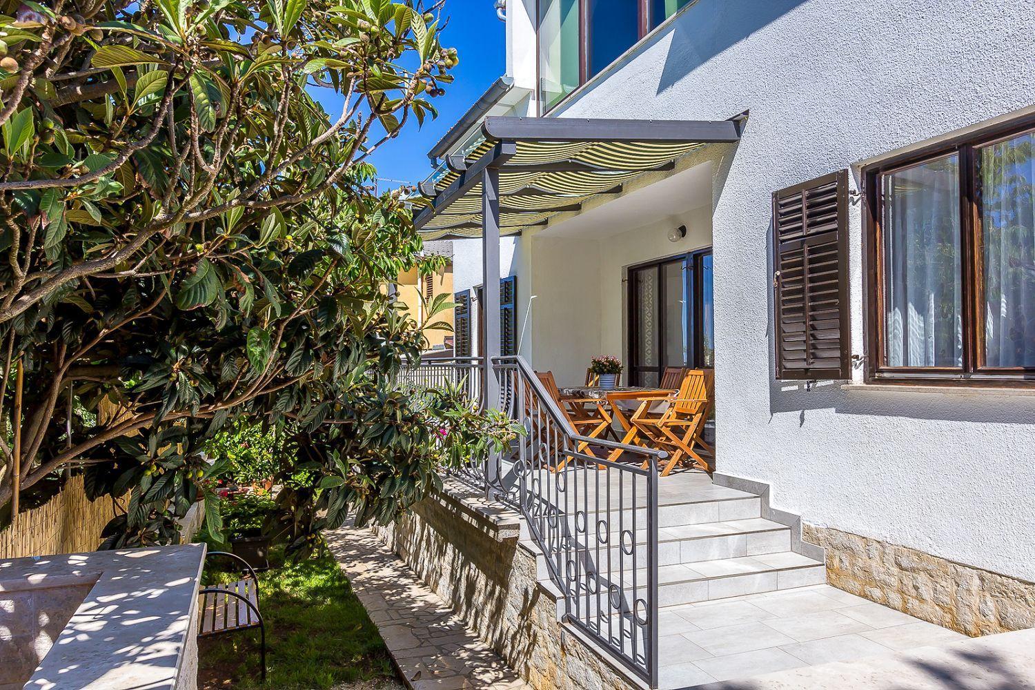 Neu Renovierte Ferienwohnung Mit Klima, Wlan, Terrasse Und Grill Pula Buitenkant foto